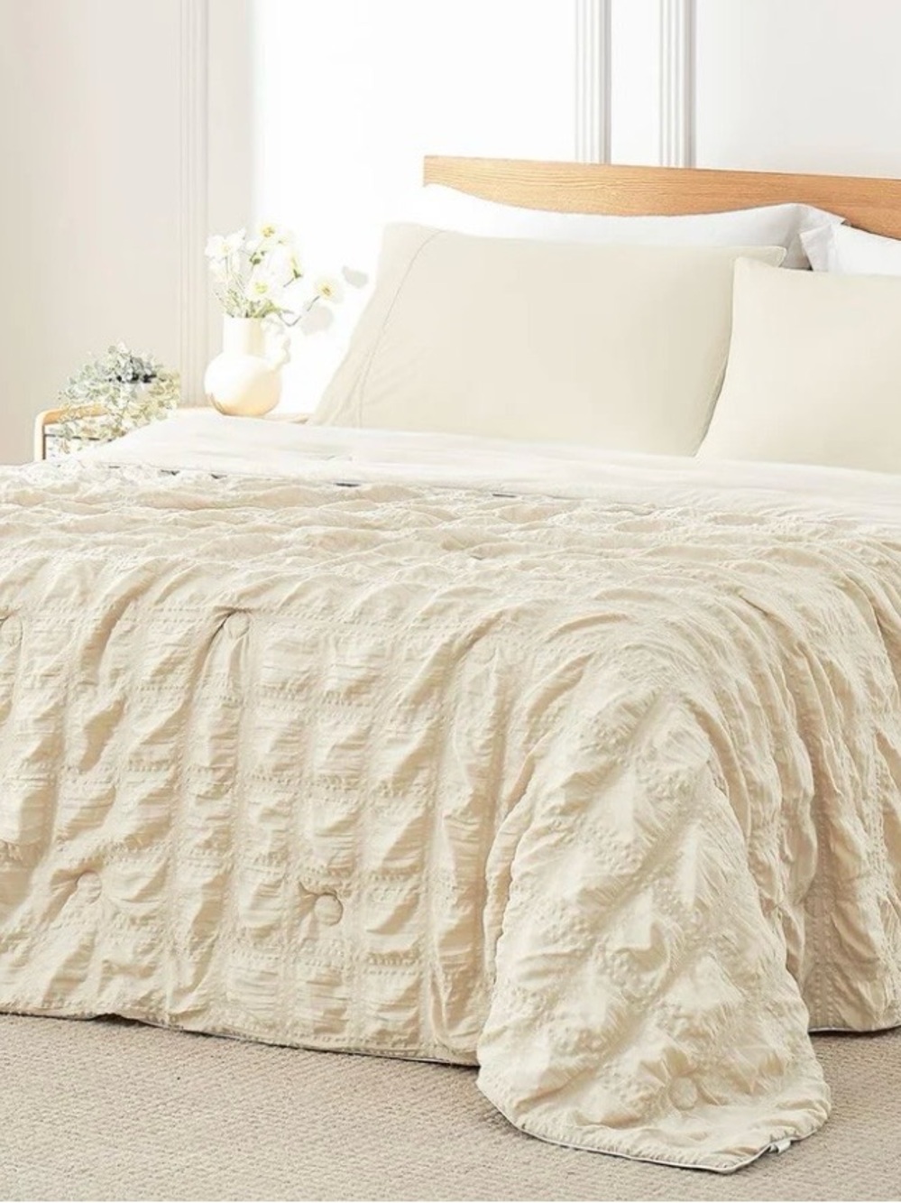 Cozy Bliss Down Alternative Comforter- Queen